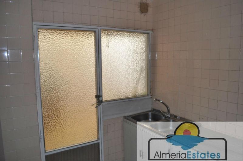 For sale of flat in Macael