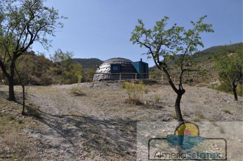 For sale of house in Serón