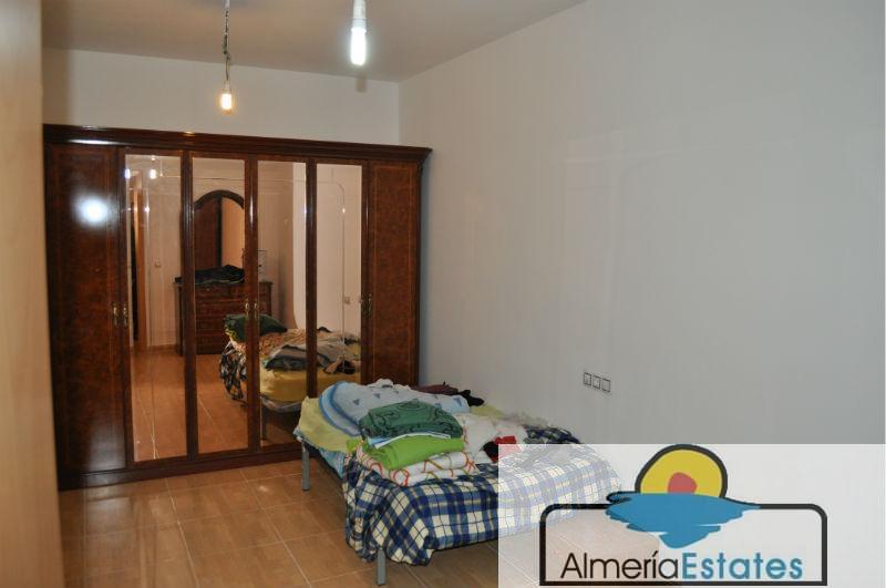 For sale of flat in Olula del Río