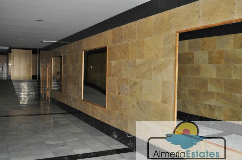 For sale of flat in Macael