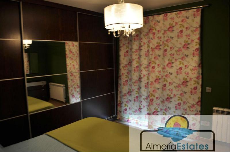 For sale of flat in Macael