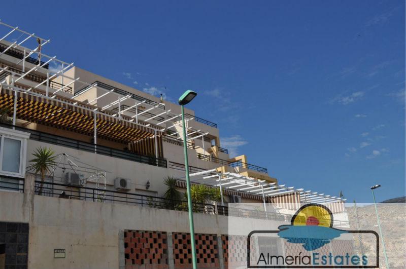 For sale of flat in Macael