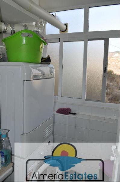 For sale of flat in Macael