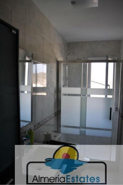 For sale of flat in Macael