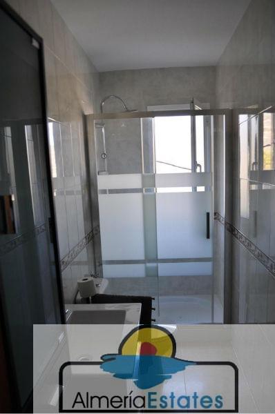 For sale of flat in Macael