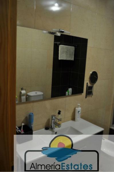 For sale of flat in Macael