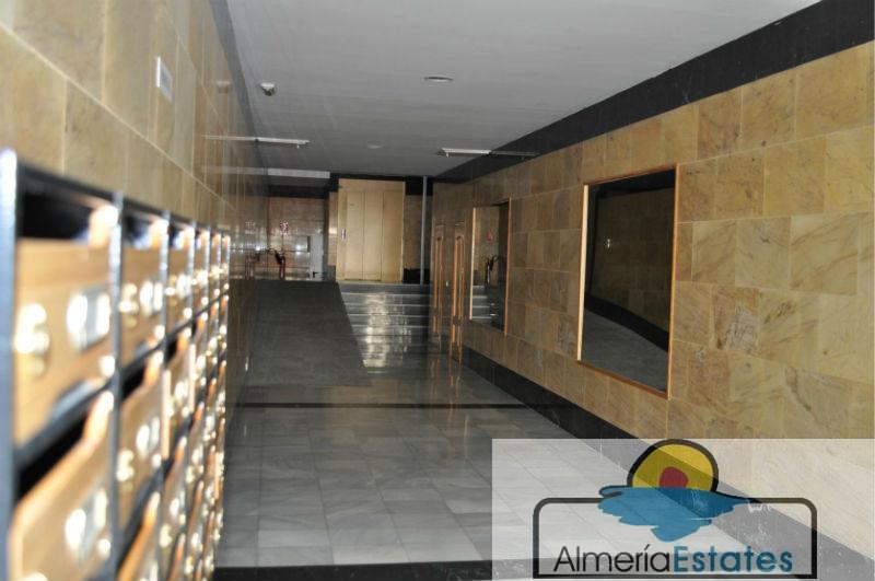 For sale of flat in Macael