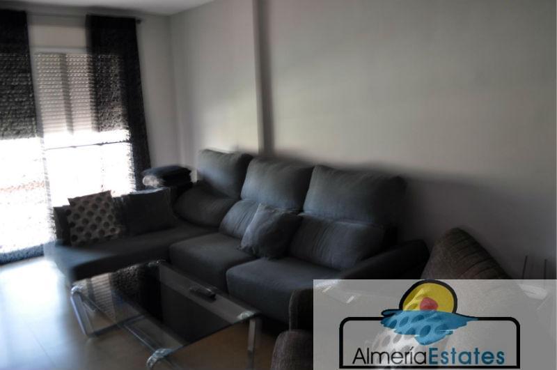 For sale of flat in Macael