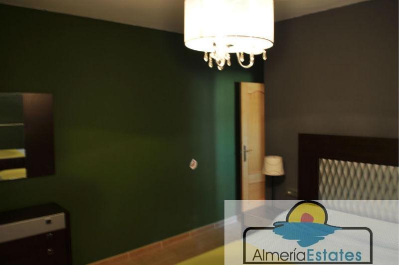 For sale of flat in Macael