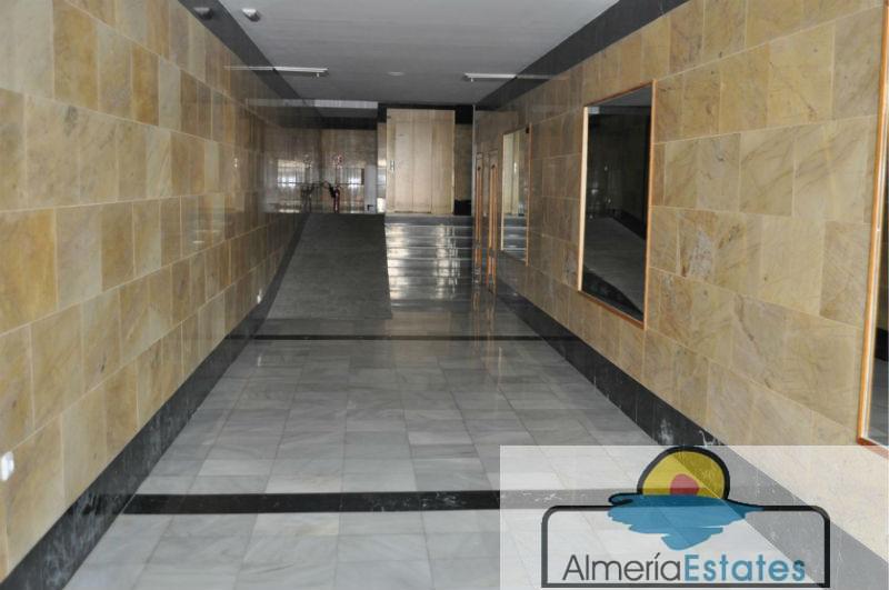 For sale of flat in Macael