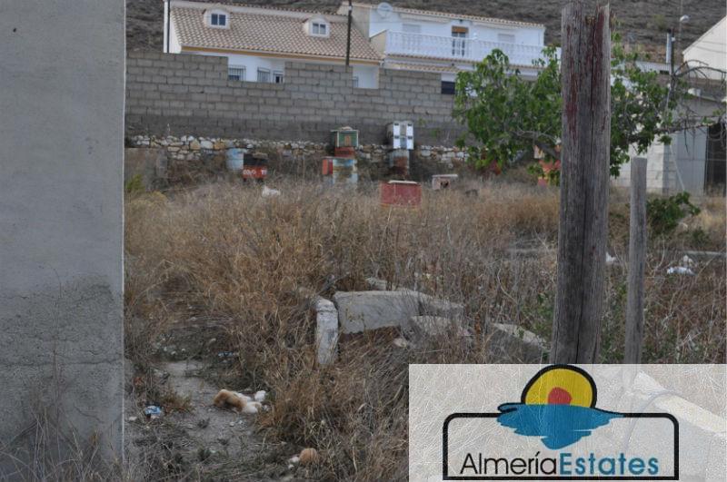 Venta de terreno en Cantoria