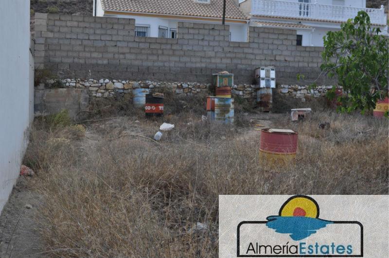 Venta de terreno en Cantoria