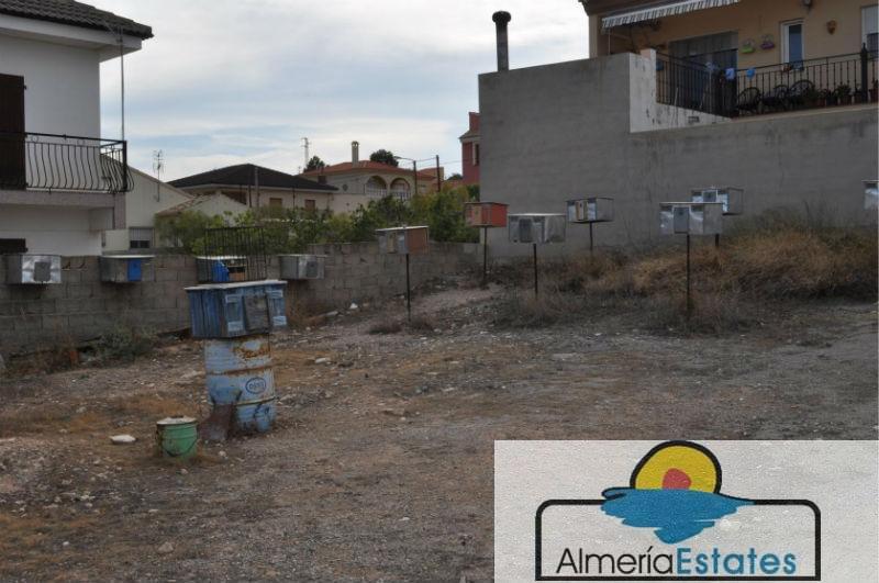 Venta de terreno en Cantoria