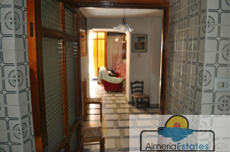 For sale of house in Purchena