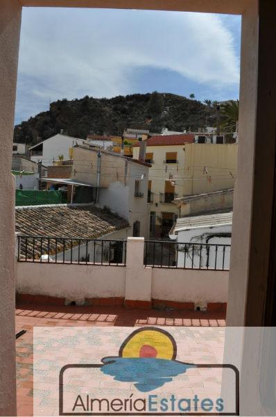 For sale of house in Purchena