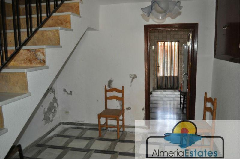 For sale of house in Purchena