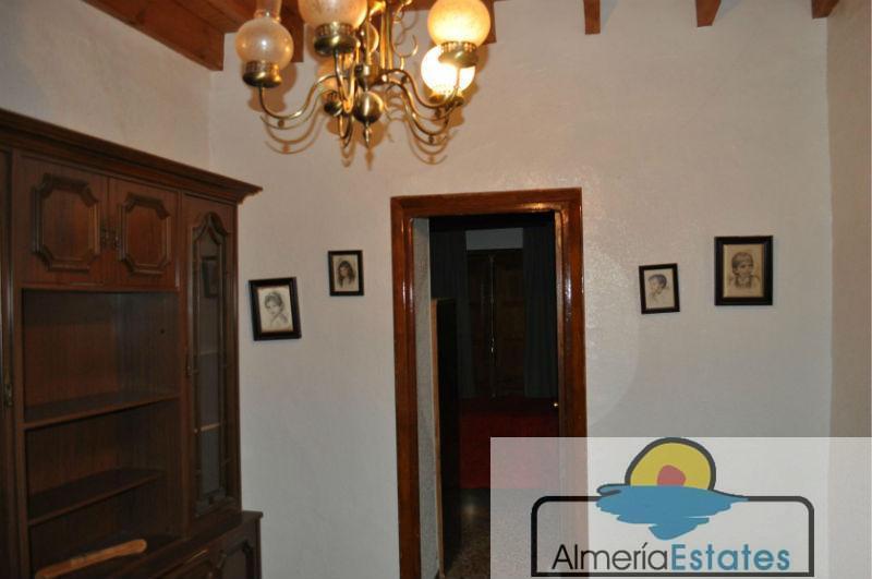 For sale of house in Purchena