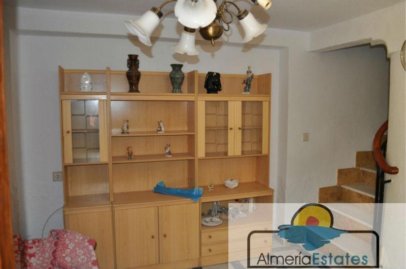 For sale of house in Purchena