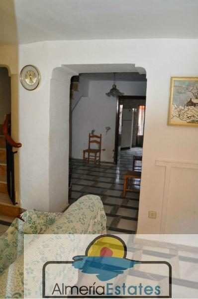 For sale of house in Purchena