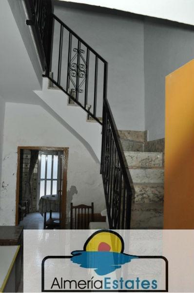 Venta de casa en Cantoria