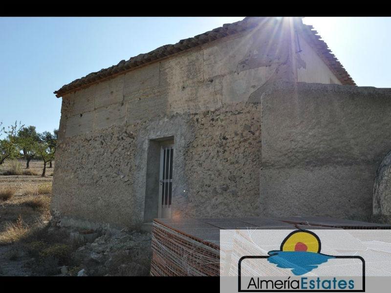 For sale of house in Oria