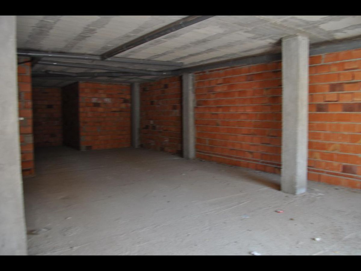 Venta de local comercial en Albox