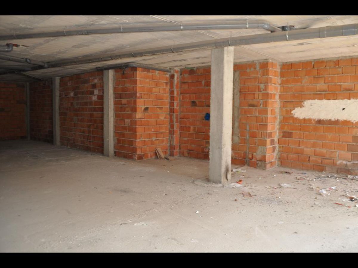 Venta de local comercial en Albox