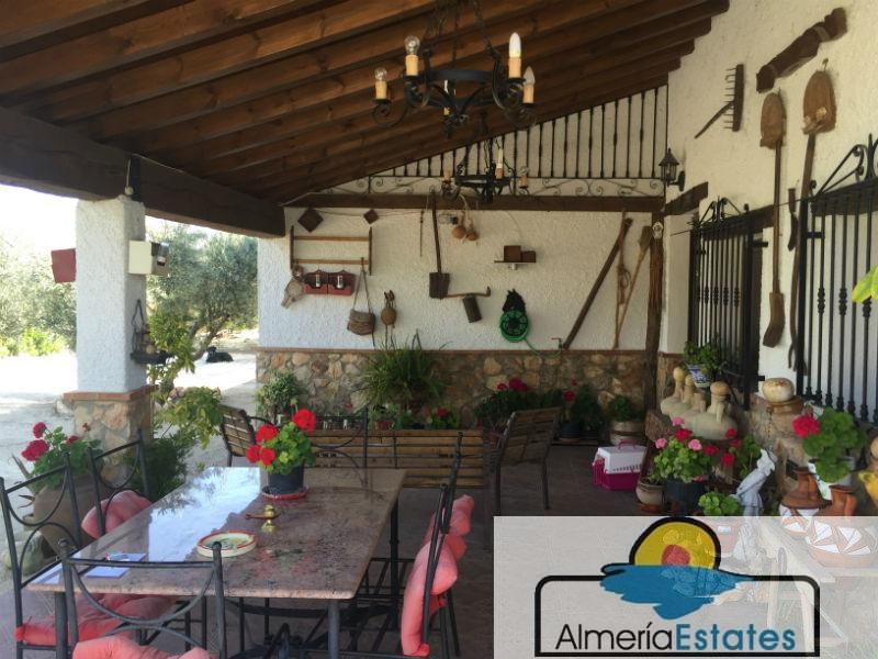 For sale of chalet in Vélez-Blanco