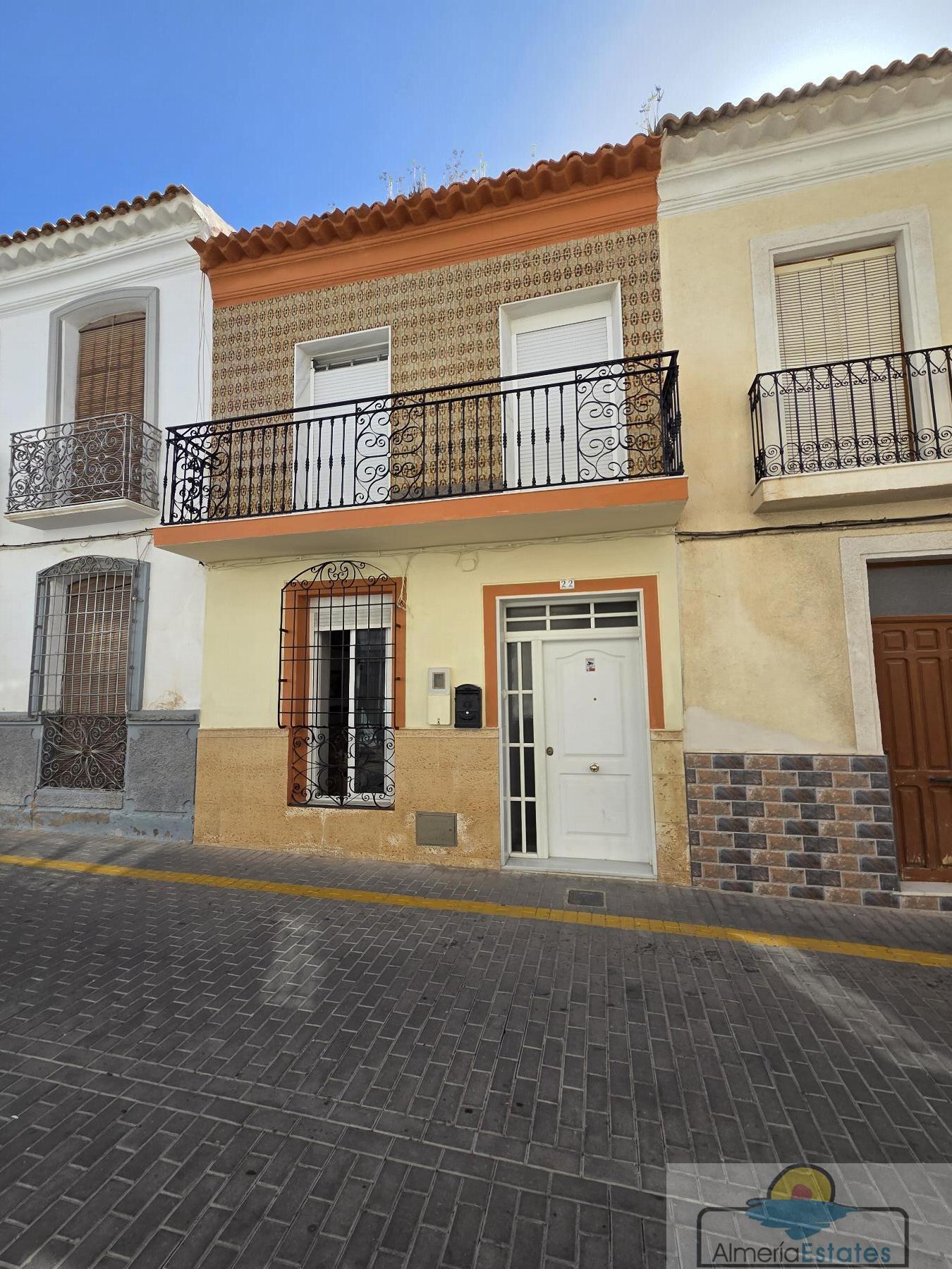 Venta de casa en Albox
