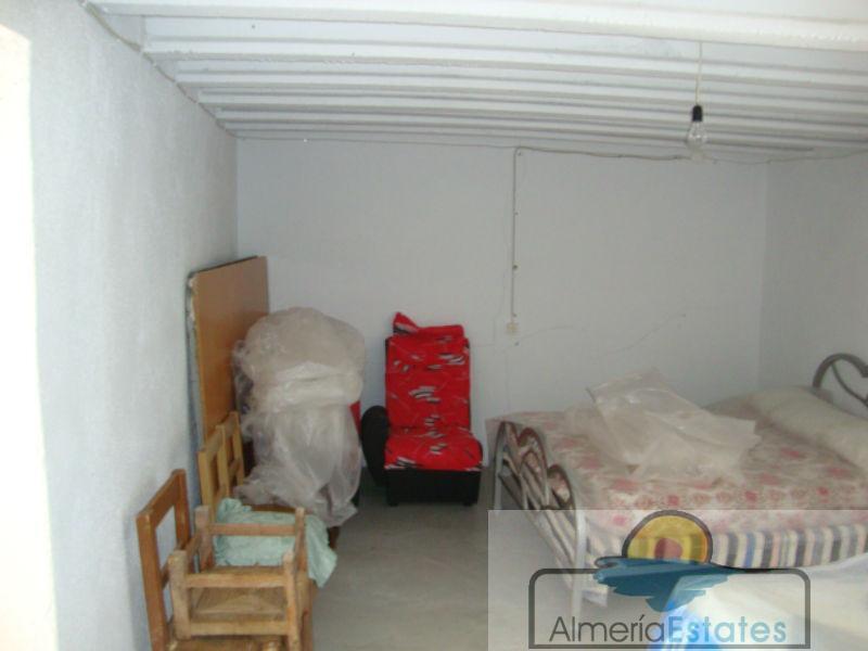 Venta de casa en Taberno