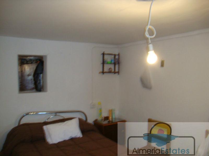 Venta de casa en Taberno