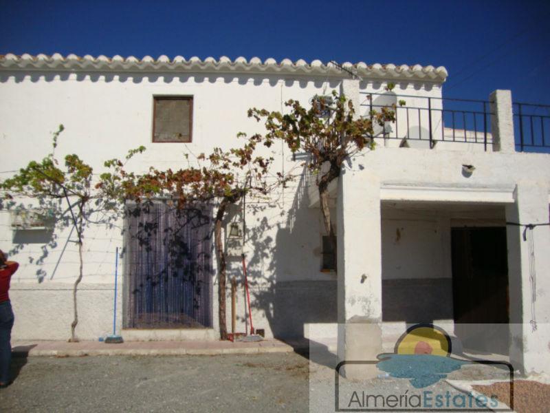 Venta de casa en Taberno