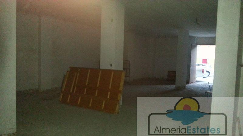 Venta de local en Albox