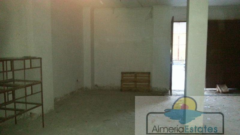 Venta de local en Albox
