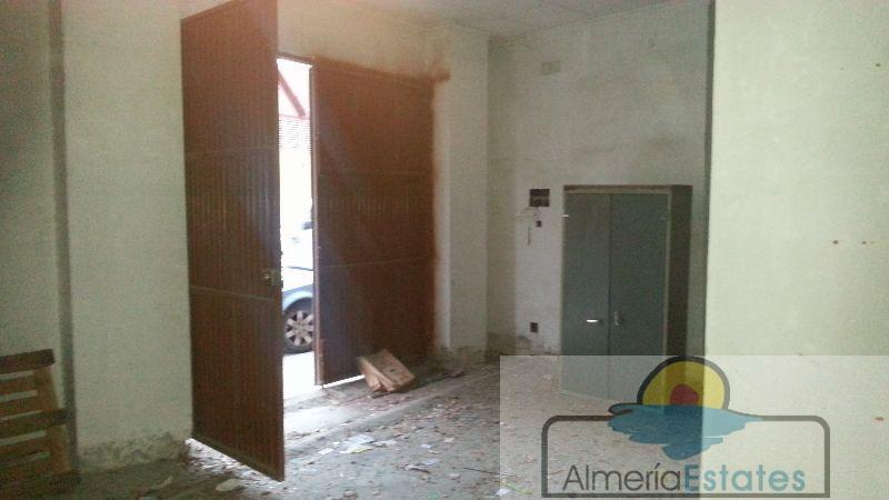 Venta de local en Albox