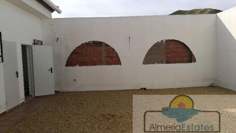 Venta de villa en Arboleas