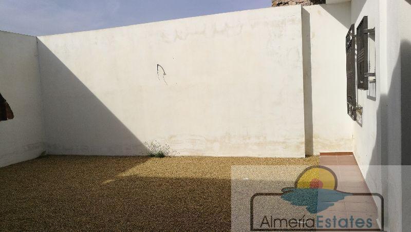 Venta de villa en Arboleas