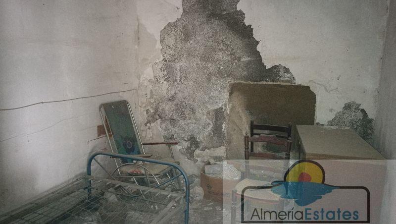 For sale of house in Taberno