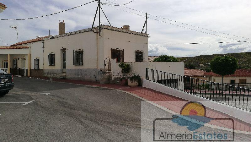 For sale of house in Taberno