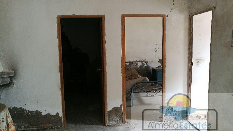 For sale of house in Taberno