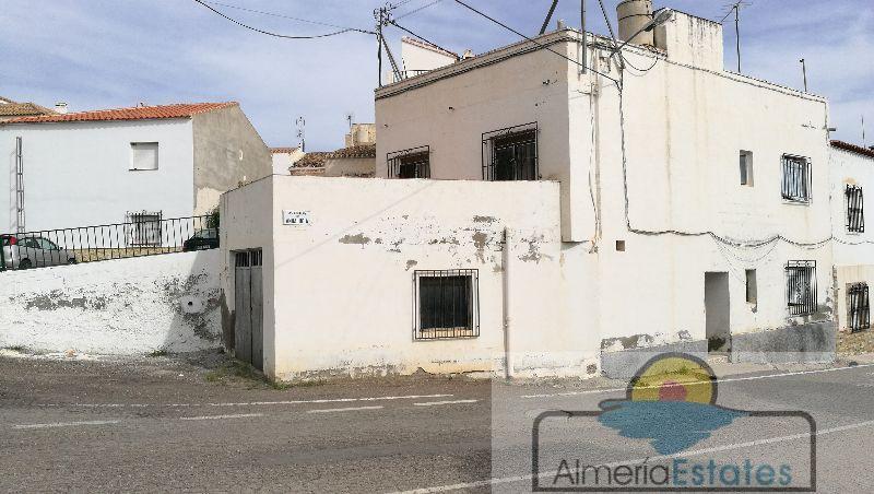 For sale of house in Taberno