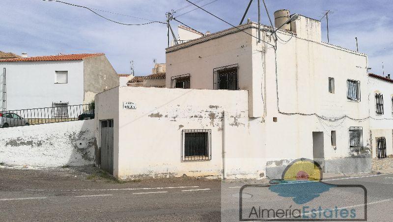 For sale of house in Taberno