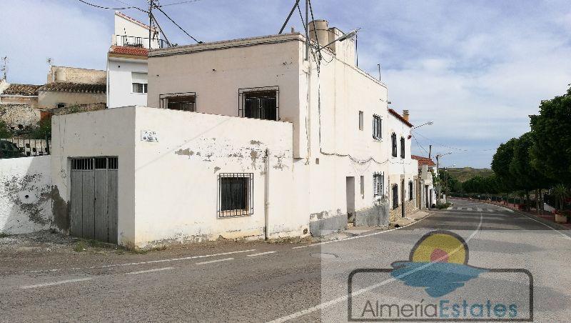For sale of house in Taberno