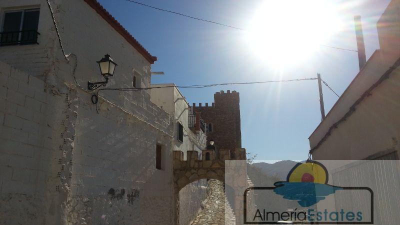 For sale of house in Líjar
