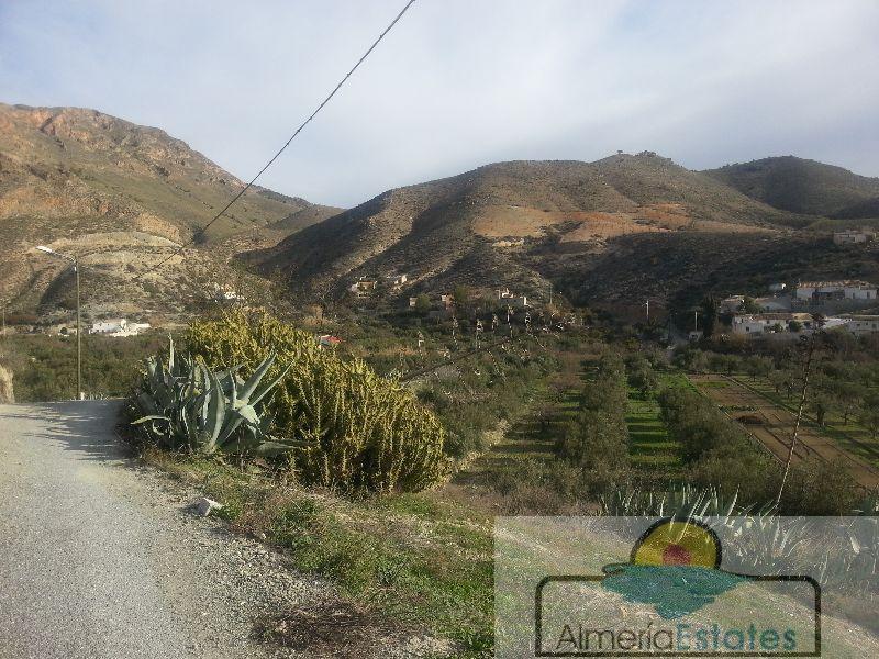 Venta de casa en Oria