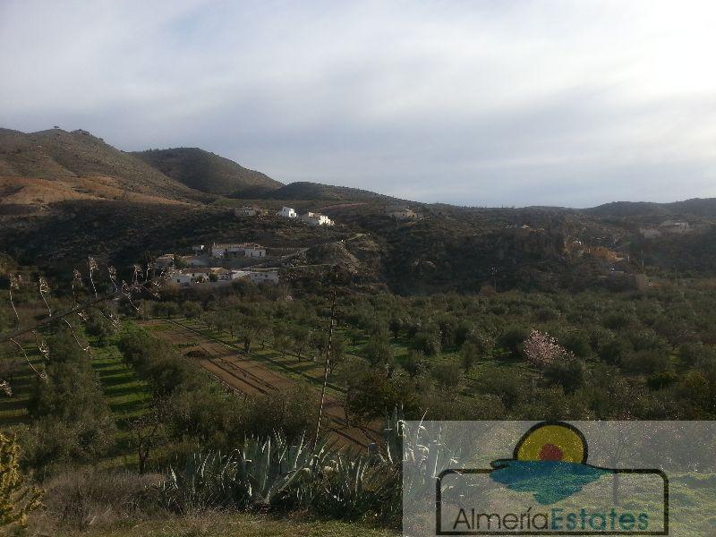 Venta de casa en Oria