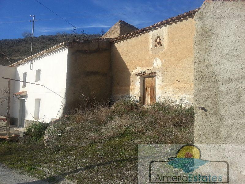 Venta de casa en Oria