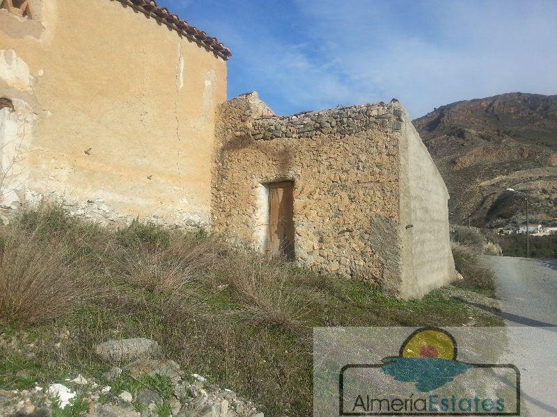 Venta de casa en Oria