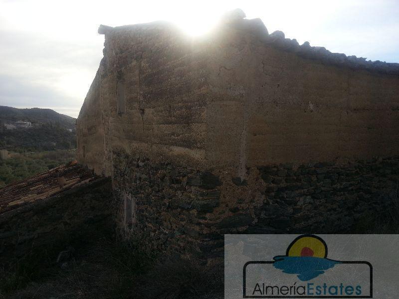 Venta de casa en Oria