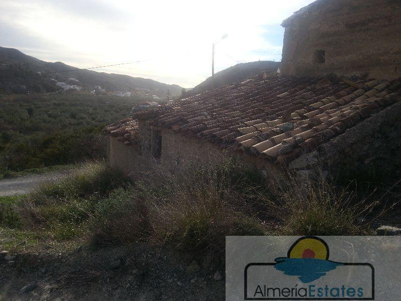 Venta de casa en Oria